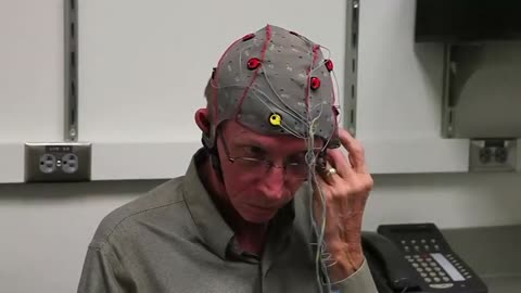 Brain-computer interface reverses paralysis in stroke victims