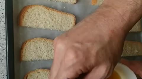 Crispy Garlic Toast 4 in 1