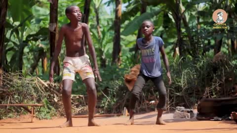 African kids funny dance