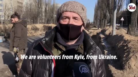 Ukrainians dig trenches around Kyiv as they prepare for urban warfare