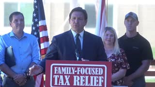 DeSantis makes crowd ERUPT with fiery response to Dem's "human trafficker" attack