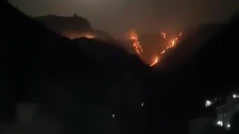 A terrifying volcano is now igniting, and at this moment in Yafa`, Yemen
