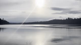 Enjoying the Pin-Drop Silent Views of Suttle Lake from Link Creek Campground Dock – 4K