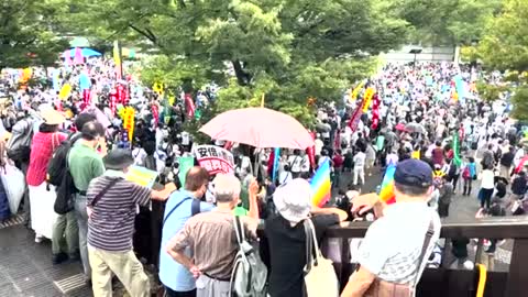 1000's rally in Tokyo to protest the Japanese government's plan for state funeral