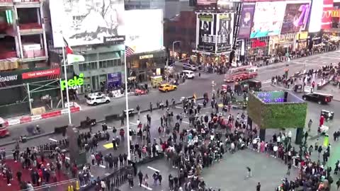 TIME SQUARE Today! "Manhole explosion"