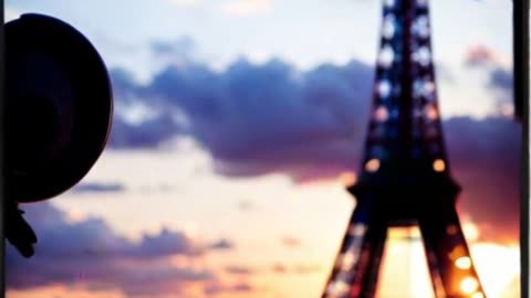 Eifel Tower, Story