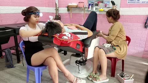 40 minutes of relaxation from head to toe with 3 beautiful girls at a Vietnamese barber shop