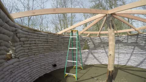 Earthbag house rafters cont