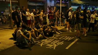 Calma tensa en Hong Kong cuando se cumple el cuarto mes de protestas