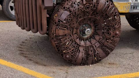 Creative Scrap Metal Jeep