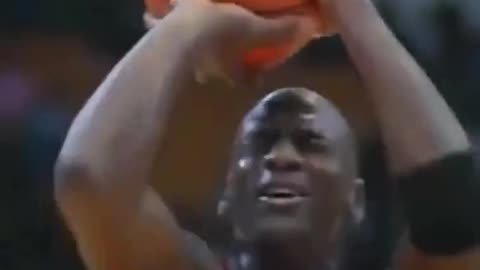 Michael Jordan shooting a free throw with his eyes closed