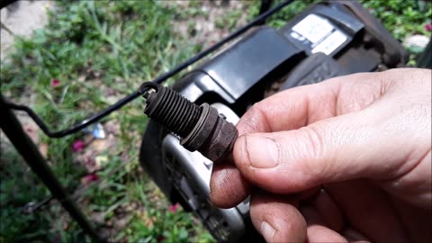 Mower maintenance, blade sharpening and repair the easy way.