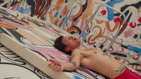 Harry_Styles_-_As_It_Was__Official_Video_(1080p)