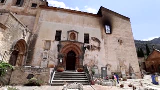 Sicilian church reduced to rubble from wildfire