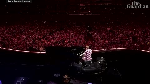Elton John's tribute to Queen Elizabeth II at Toronto concert_ 'I'm glad she's at peace'