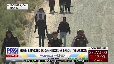 BIDEN'S BORDER CATASTROPHE Sheriff Mark Lamb: The threshold of the southern border is zero.