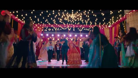 Badhaai Do - Title Track RajKummar Rao & Bhumi Pednekar Nakash Aziz Tanishk Bagchi Vayu