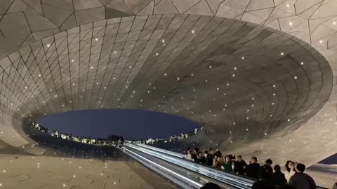 A #starship to #Mars?🛸🛸🛸 No, it's a botanical garden in Taiyuan, N #China's Shanxi Province...