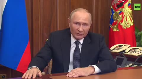 BREAKING: Putin declares partial mobilization, the decree has been signed.