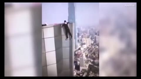 climb the tallest building