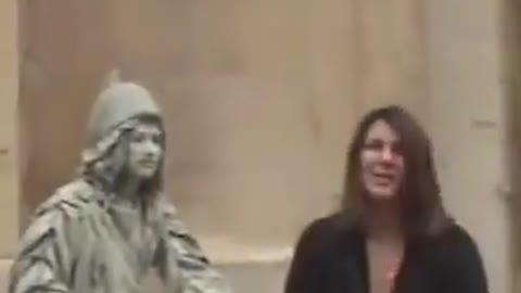 People Falling For Fake Statues