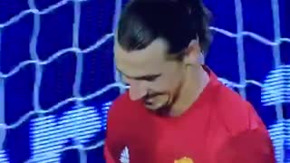 Zlatan Ibrahimovic terrible miss vs Burnley