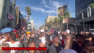 Hollywood Blvd shuts down for Christian concert. 🎶