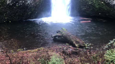 Upper And Lower Multnomah Falls Oregon
