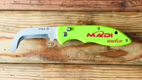 Lineup of all 4 Madi One-Flip Lineman Knives