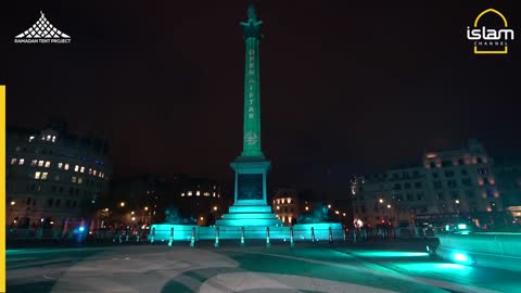 Conquered: London Landmark Illuminated with Islamic Slogans to Celebrate End of Ramadan