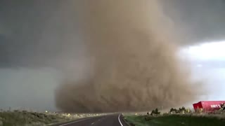 4 Unbelievable Natural Disasters Caught on Tape