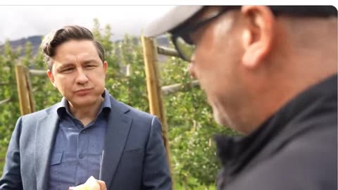 Watch Canadian Conservative Leader and Justin Trudeau’s Worst Nightmare Pierre Poilievre Embarrass a Leftist “Journalist” While Devouring a Tasty Apple. This is beautiful to watch