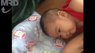 5-Month-Old Baby Laughing Hysterically With His Mom | Mom & Baby