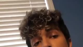 Guy sings "can i hit your juul bro"