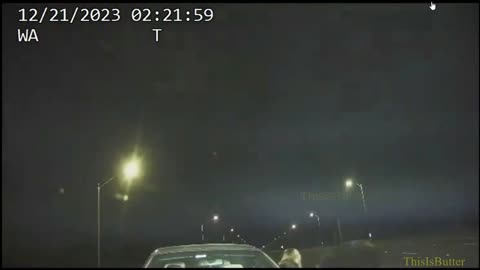 Dashcam shows Florida woman clocking in at 145 mph during high-speed chase with state trooper