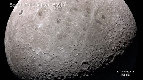 "Tour of the moon in 4k"
