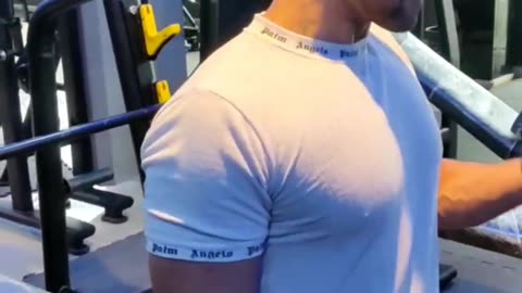 Gym workouts biceps