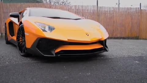 lamborghini family car - Aventador LP750-4