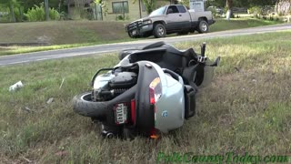 MOTOR SCOOTER CRASH HOSPITALIZES WOMAN, LIVINGSTON TEXAS, 08/09/22...