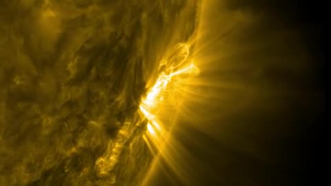 NASA's SDO Watches Magnetic Arches Tower Over Sun's Surface