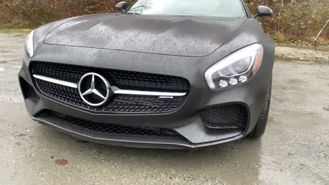 Luxury Car--The Mercedes-Benz SLS AMG Side View Amazing View