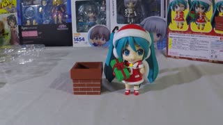 Nendoroid 280 Hatsune Miku: Santa Ver.