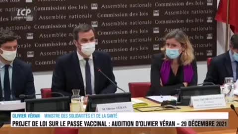 IL OSE TRAITER LES NON-VACCINÉS DE FOUS ET DE DÉBILES !!