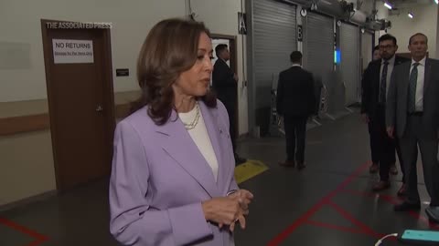 US VP Kamala Harris speaks about Israeli strike on Gaza school.mp4