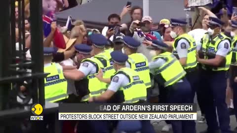 Protestors block streets against vaccine mandates in New Zealand
