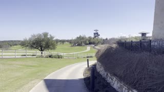 Disfrutando de una caminata vespertina por San Antonio