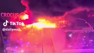 Fire rages in Moscow concert mall