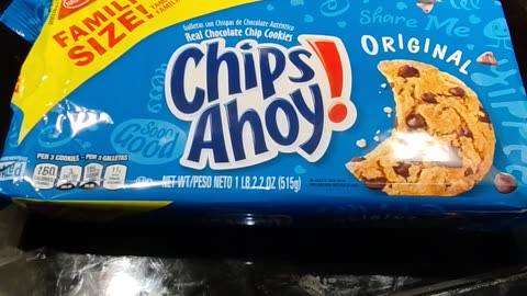 Eating Nabisco Family Size Chips Ahoy! Real Chocolate Chip Cookies, Dbn, MI, 10/3/23
