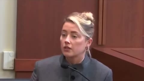 Another BIG MISTAKE From Amber Heard Just Discovered!