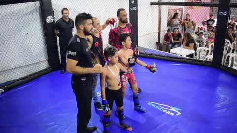 [MMA Kids] Bruce Lee vs Caio - Champions Fight Kids